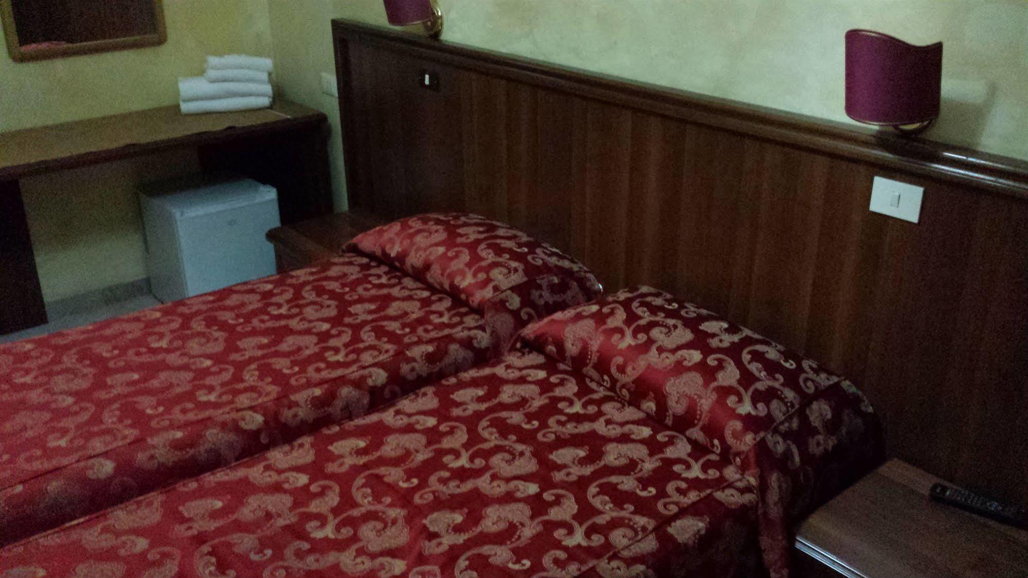 B&B Rudy Center Ρώμη Εξωτερικό φωτογραφία